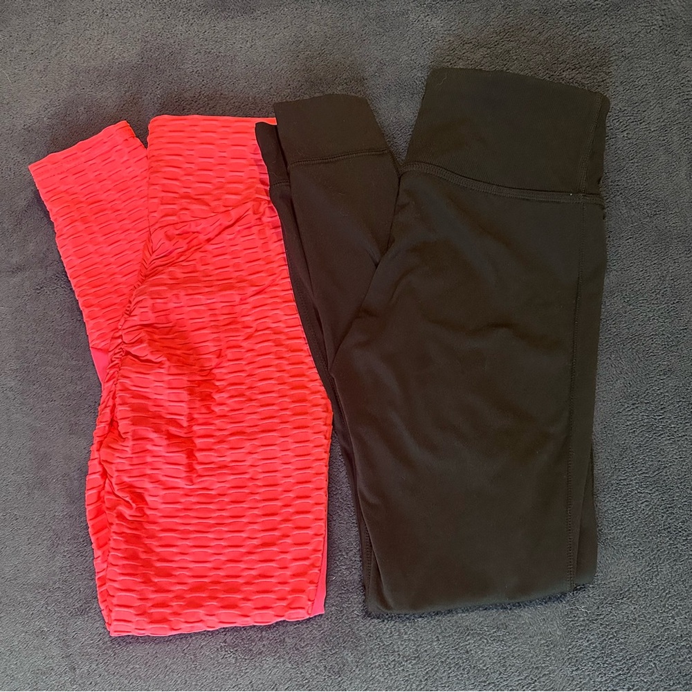 2 Listings 20$! Women’s Leggings Set
